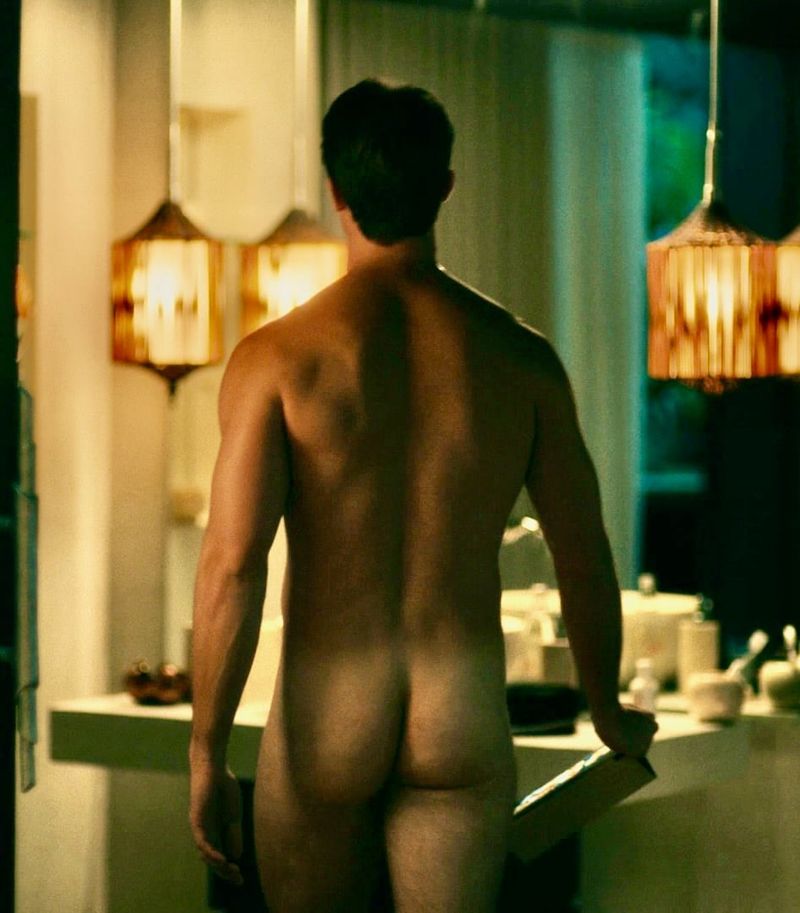 My reference photo - from The White Lotus